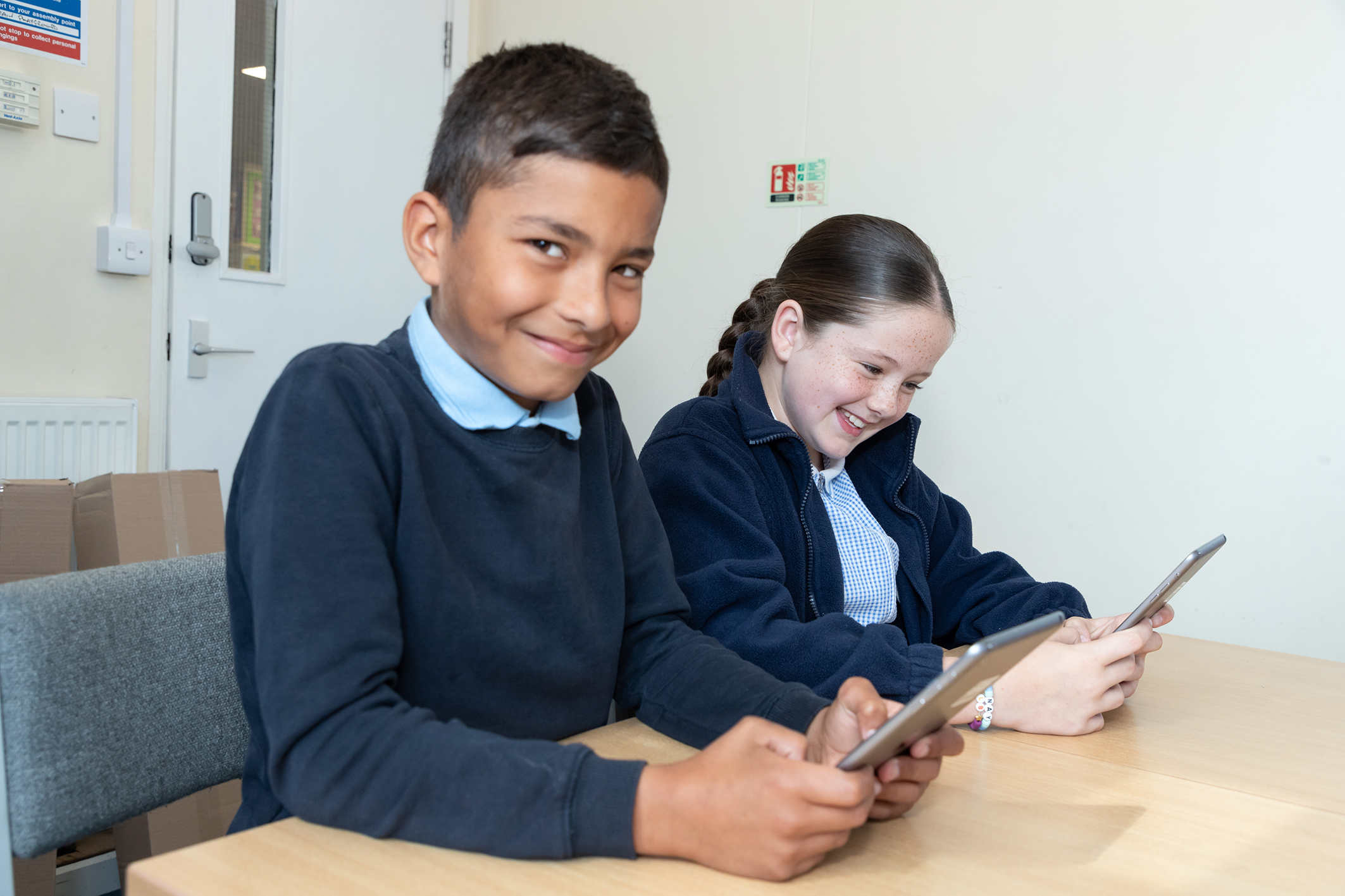 Children learning using a computer at Fairfield